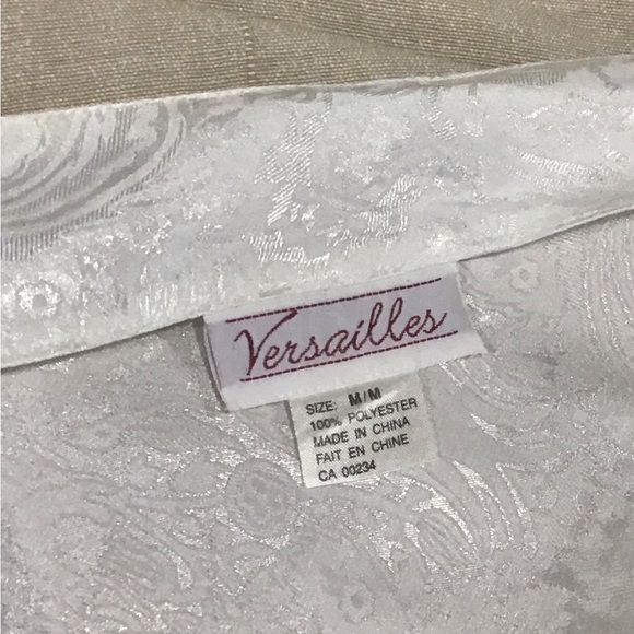 Adjustable white slip top embossed M/M - Picture 2 of 6